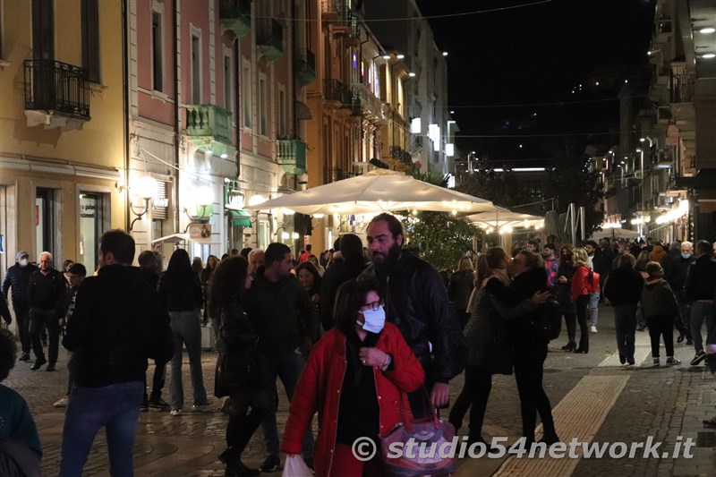 A Cosenza  grande festa su Corso Mazzini e Via Montesanto per il quinto compleanno di MFO, Milano Fashion Outlet.